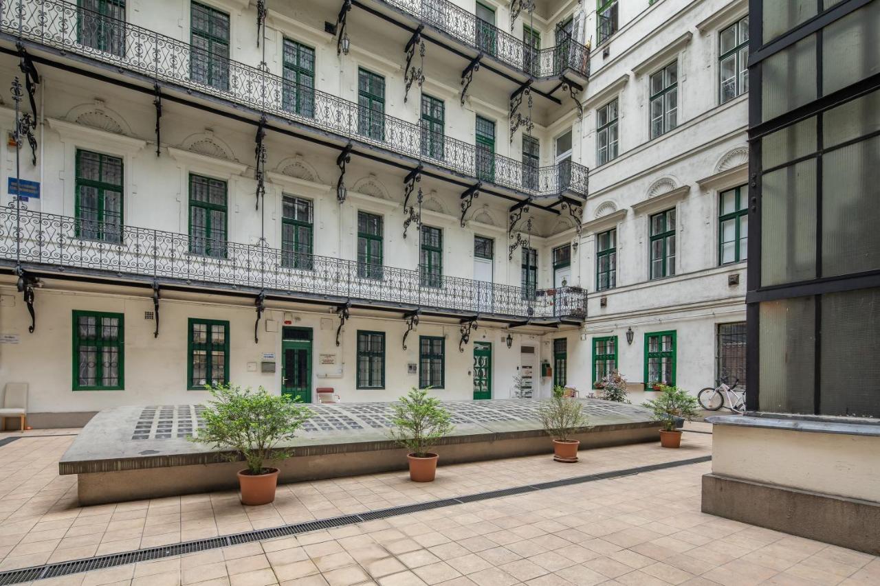 Central New Cozy Budapest Eksteriør billede